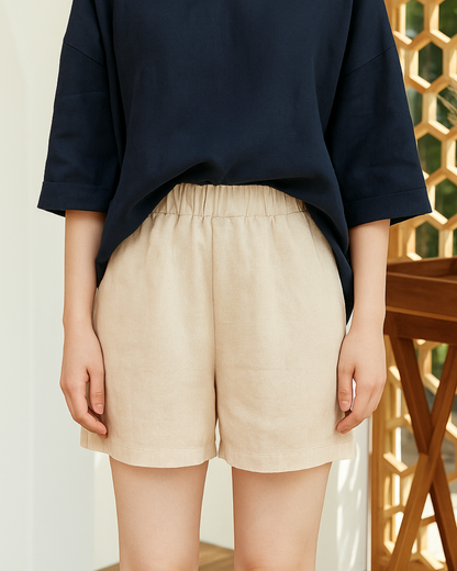 Moteriški laisvalaikio šortai su kišenėmis